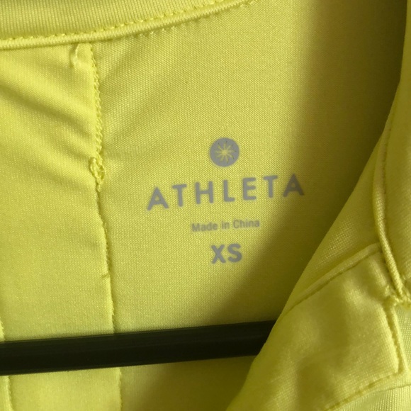 Athleta collar work out top for active lifestyles - Picture 2 of 8